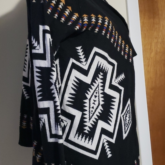 Freeway Aztec, boho, wester Cardigan. Size Medium - Picture 2 of 4
